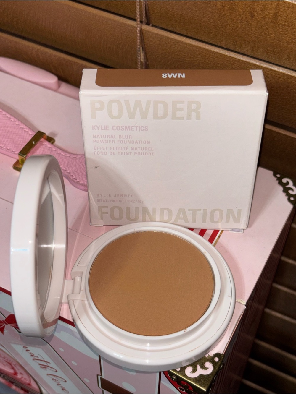 Kylie Cosmetics Natural Blur Powder Foundation 8WN